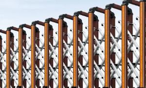 无轨铝合金电动草莓视频污污污